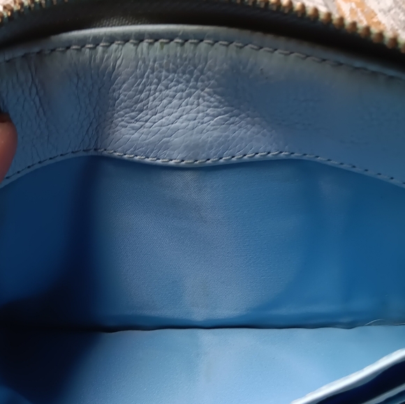 Sold LOVED! Vintage Tory Burch  Blue Leather Wallet ⚘️ - Picture 9 of 13